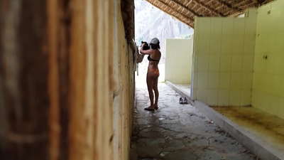 שפּיאָן אַפּאַראַט אויף אַ שפּאַניש קאָלעגע קאָלעגע